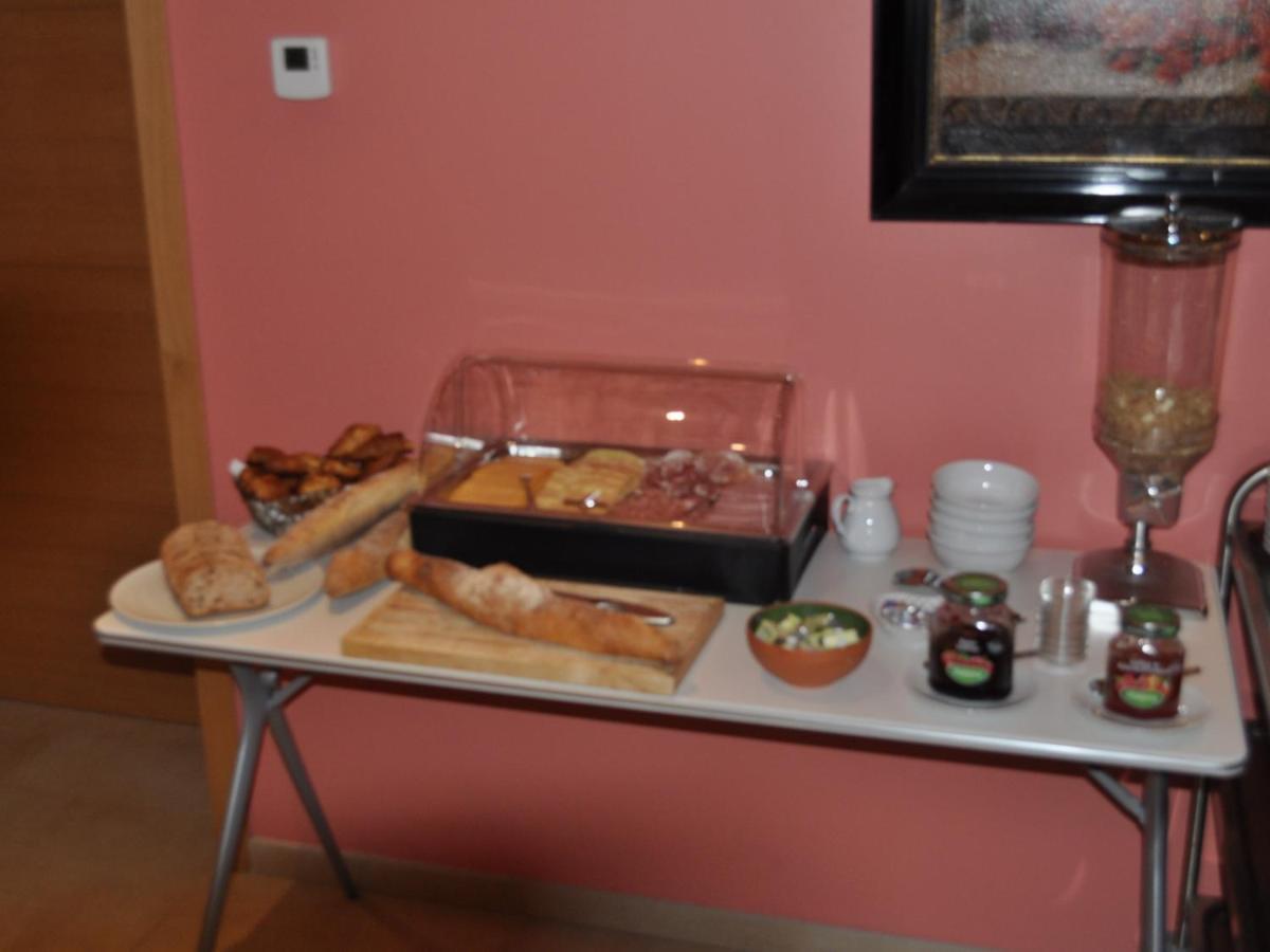 Hotel - Ferme Du Chateau D'ahin Huy