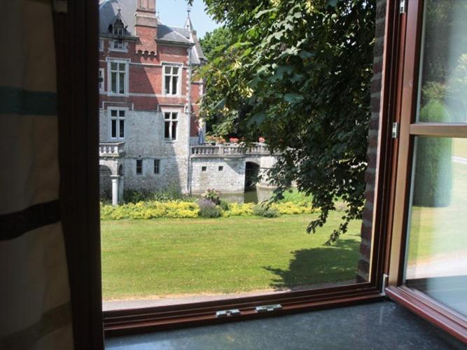Hotel - Ferme Du Chateau D'ahin