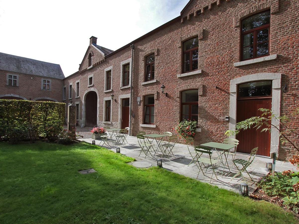- Ferme Du Chateau D'ahin Hotel 3*